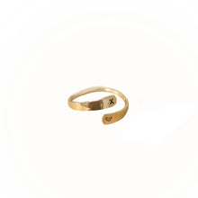 Load image into Gallery viewer, Adjustable Wrap Ring